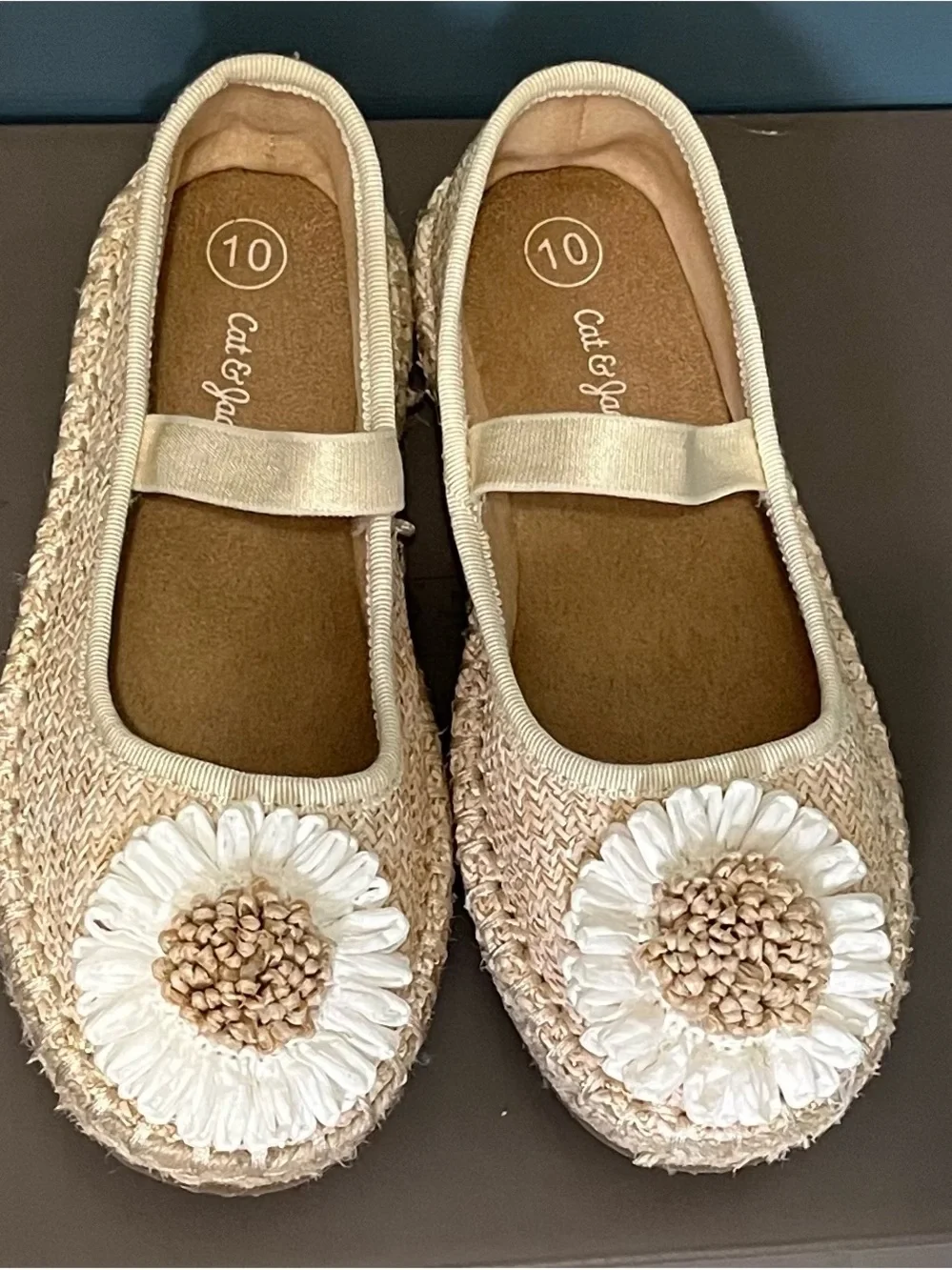 Cat & Jack Natural Straw Maryjanes with White Flower